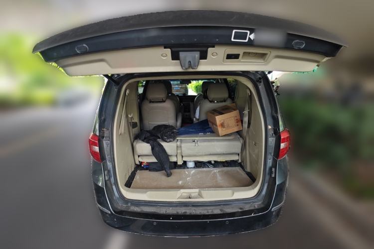 Used Buick GL8 2018 28T Comfort Model China VI Standard Trunk