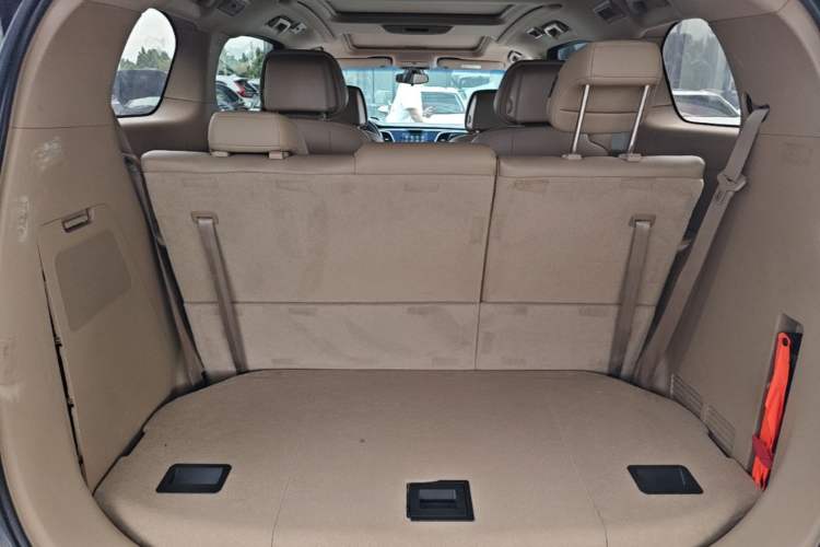 Used Buick GL8 2018 ES 28T Luxury Model China VI Standard Trunk