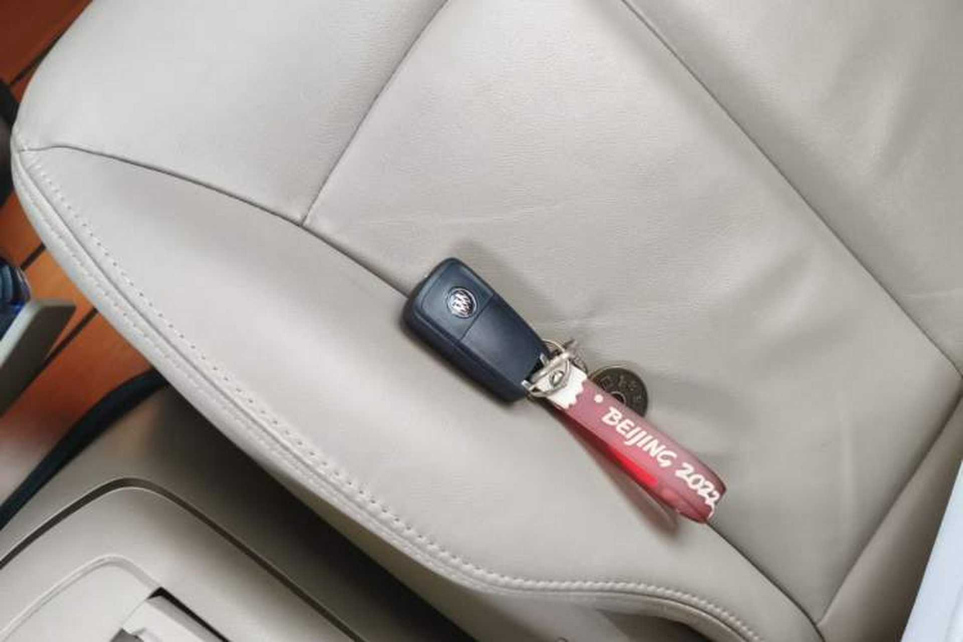 Used Buick GL8 2018 28T Luxury Model China VI Standard Vehicle Key