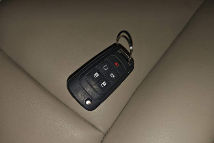 Used Buick GL8 2018 28T Luxury Model China VI Standard Vehicle Key