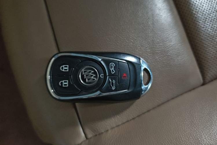 Used Buick GL8 2018 ES 28T Flagship Model China VI Standard Vehicle Key