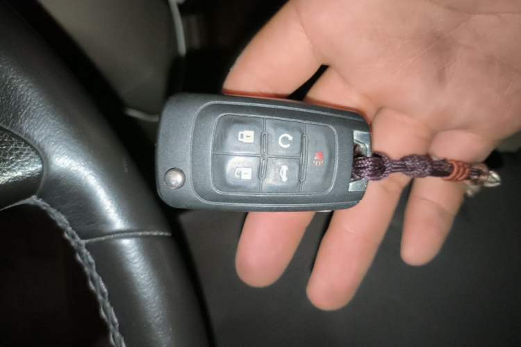 Used Buick GL8 2018 28T Luxury Model China VI Standard Vehicle Key