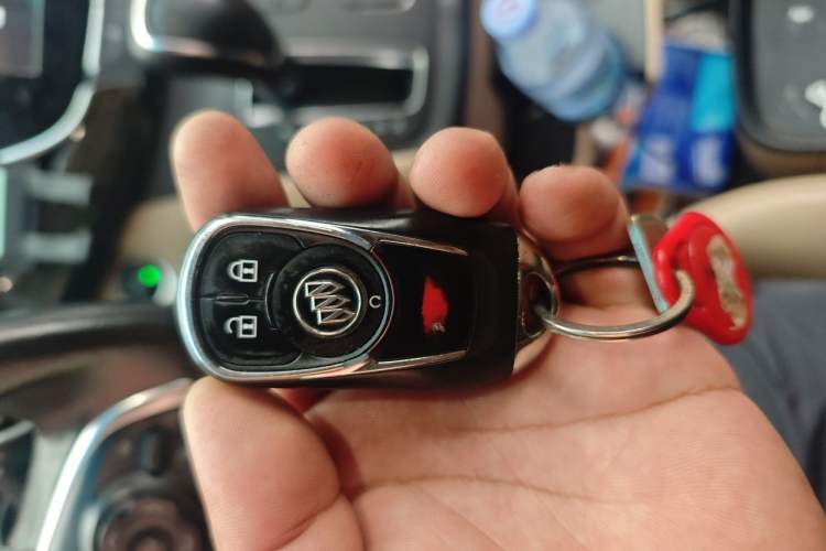 Used Buick GL8 2018 ES 28T Premium Model China VI Standard Vehicle Key