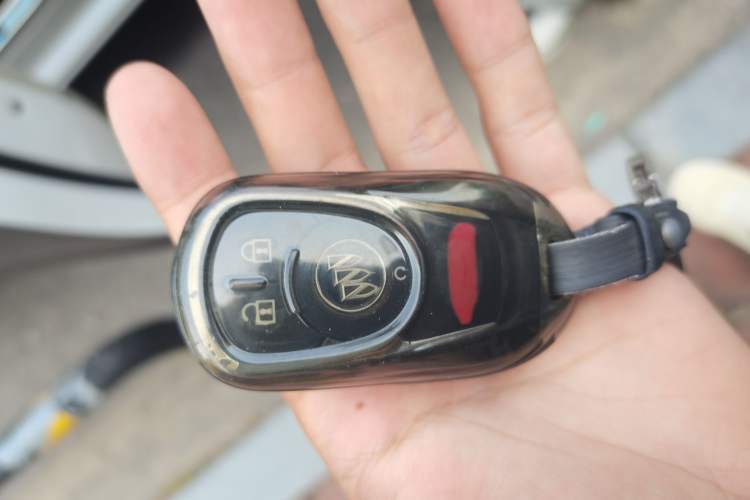 Used Buick GL8 2018 ES 28T Comfort Model China VI Standard Vehicle Key