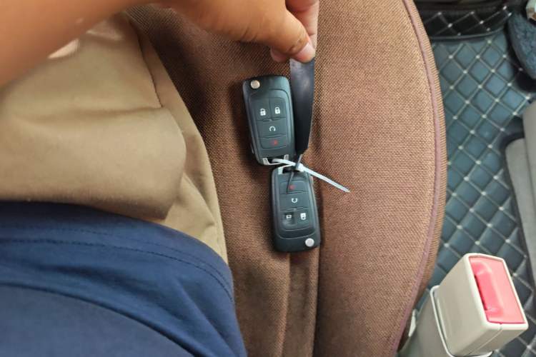 Used Buick GL8 2018 28T Comfort Model China VI Standard Vehicle Key