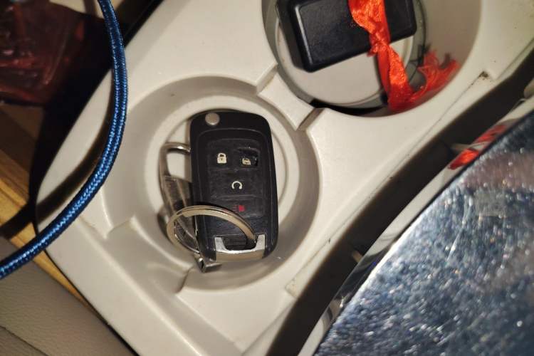 Used Buick GL8 2018 28T Comfort Model China VI Standard Vehicle Key