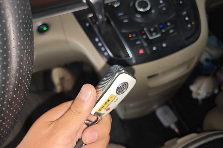 Used Buick GL8 2018 28T Comfort Model China VI Standard Vehicle Key