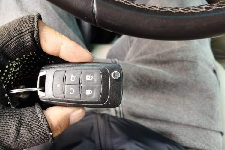 Used Buick GL8 2018 28T Prestige Version China VI Standard Vehicle Key
