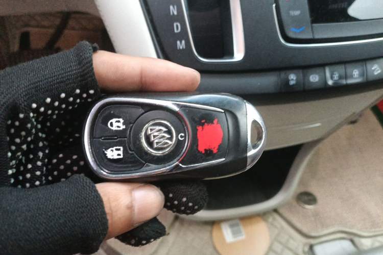 Used Buick GL8 2018 ES 28T Comfort Model China VI Standard Vehicle Key