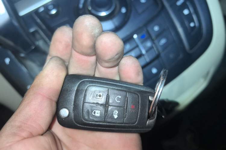 Used Buick GL8 2018 28T Luxury Model China VI Standard Vehicle Key