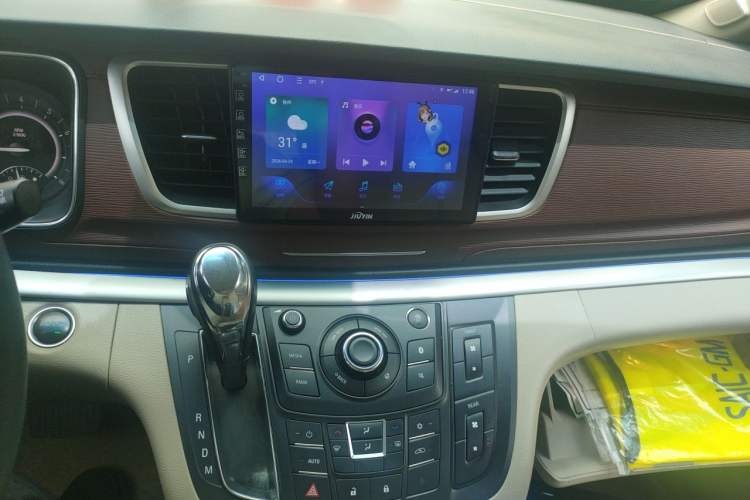 Used Buick GL8 2018 28T Comfort Model China VI Standard Audio And AC Panel