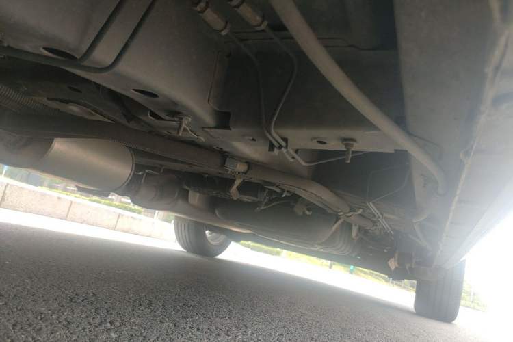 Used Buick GL8 2018 28T Comfort Model China VI Standard Chassis Front Left