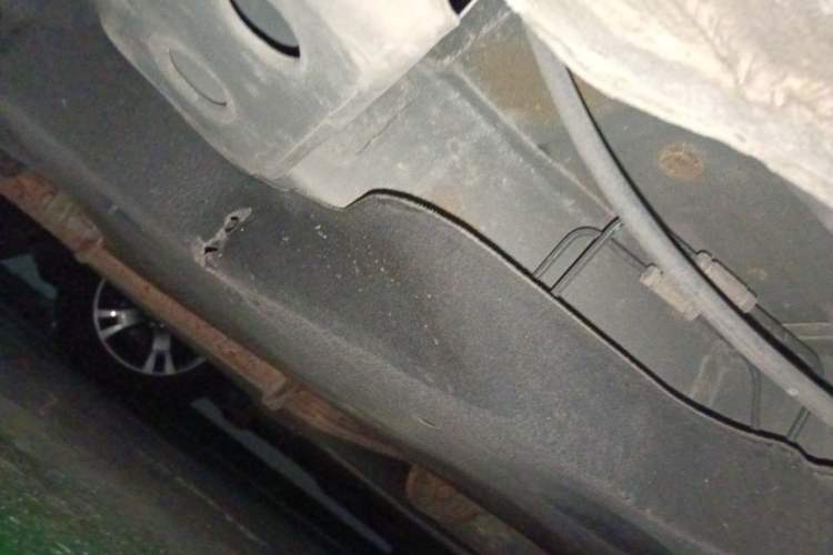 Used Buick GL8 2018 28T Luxury Model China VI Standard Chassis Front Left