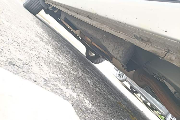 Used Buick GL8 2018 28T Prestige Version China VI Standard Chassis Front Right