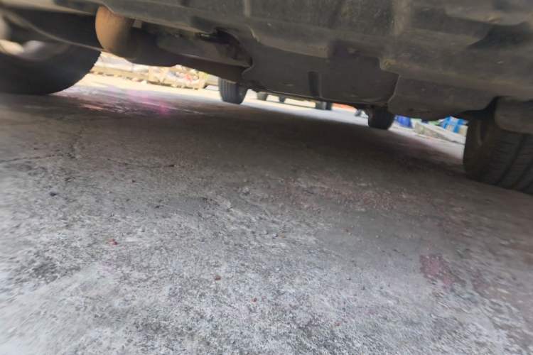 Used Buick GL8 2018 28T Luxury Model China VI Standard Chassis Front