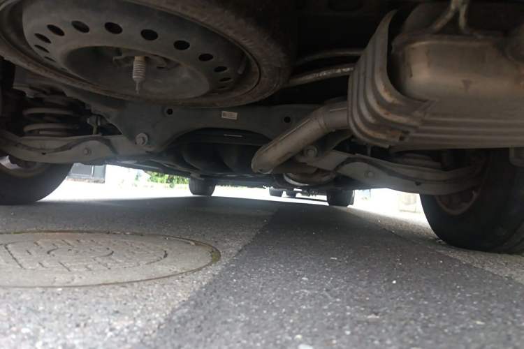 Used Buick GL8 2018 ES 28T Comfort Model China VI Standard Chassis Rear