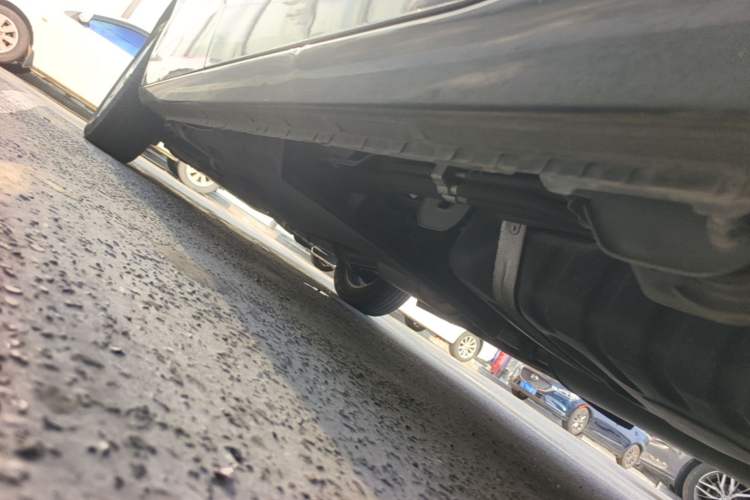 Used Buick GL8 2018 28T Comfort Model China VI Standard Chassis Rear Left