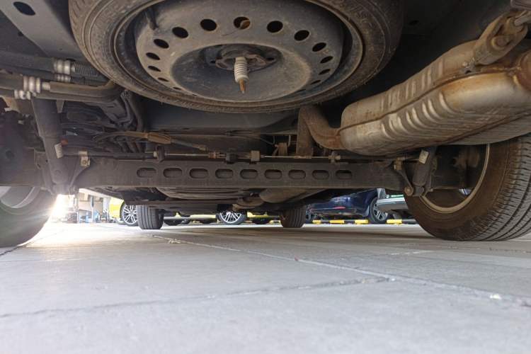 Used Buick GL8 2018 28T Prestige Version China VI Standard Chassis Rear
