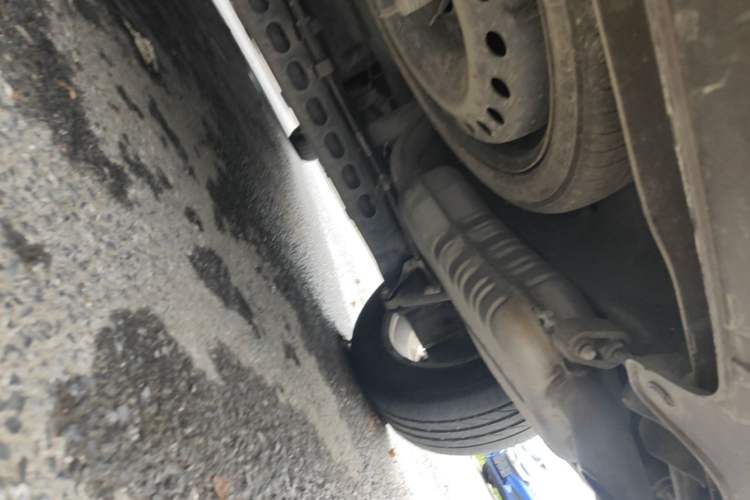 Used Buick GL8 2018 28T Luxury Model China VI Standard Chassis Rear