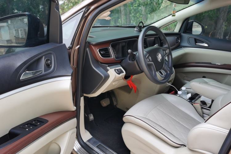 Used Buick GL8 2018 28T Comfort Model China VI Standard Driver Seat