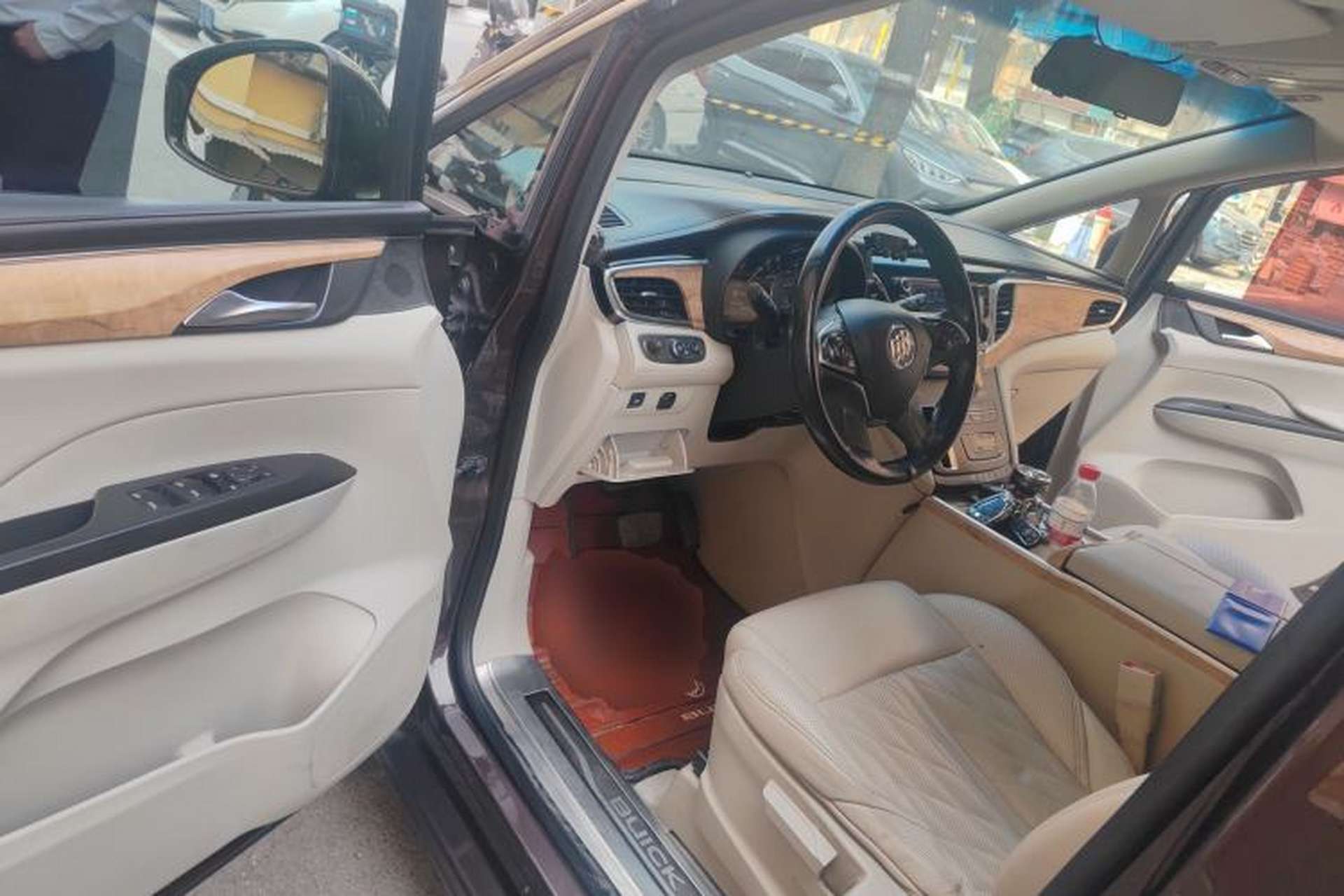 Used Buick GL8 2018 ES 28T Comfort Model China VI Standard Driver Seat