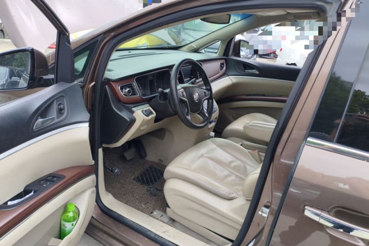 Used Buick GL8 2018 28T Luxury Model China VI Standard Driver Seat