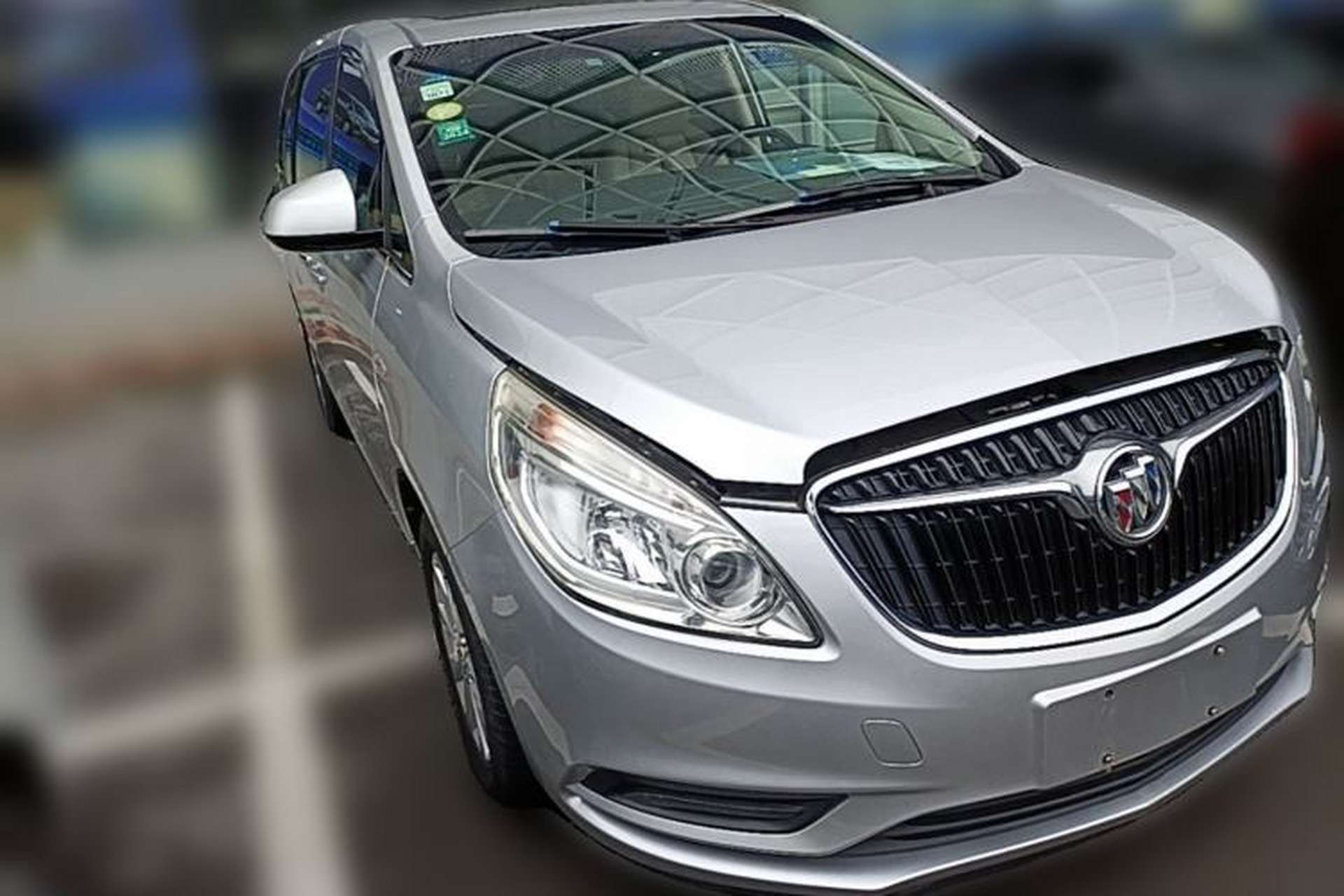 Used Buick GL8 2018 28T Prestige Version China VI Standard Front Right 45 Deg