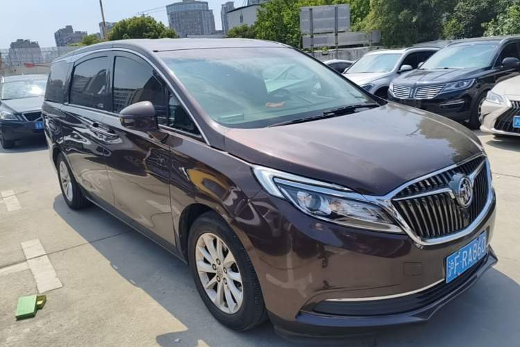 Used Buick GL8 2018 ES 28T Comfort Model China VI Standard Front Right 45 Deg