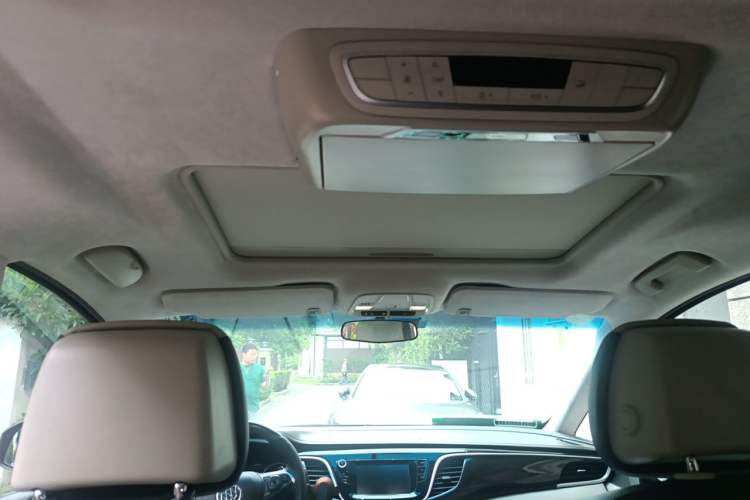 Used Buick GL8 2018 ES 28T Comfort Model China VI Standard Headliner