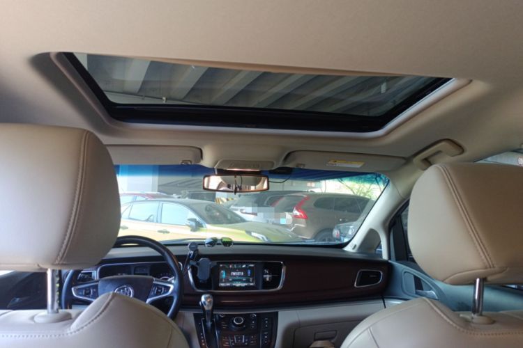 Used Buick GL8 2018 28T Prestige Version China VI Standard Headliner