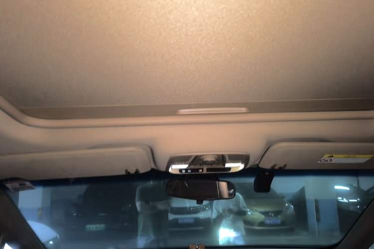 Used Buick GL8 2018 ES 28T Luxury Model China VI Standard Headliner
