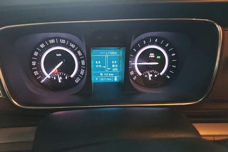 Used Buick GL8 2018 28T Comfort Model China VI Standard Instrument Cluster
