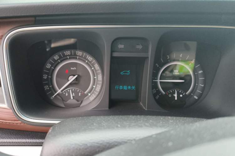 Used Buick GL8 2018 28T Luxury Model China VI Standard Instrument Cluster