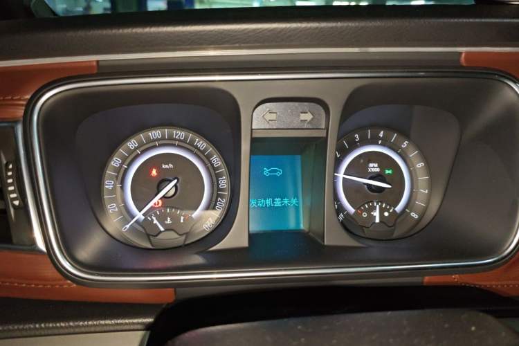 Used Buick GL8 2018 28T Luxury Model China VI Standard Instrument Cluster