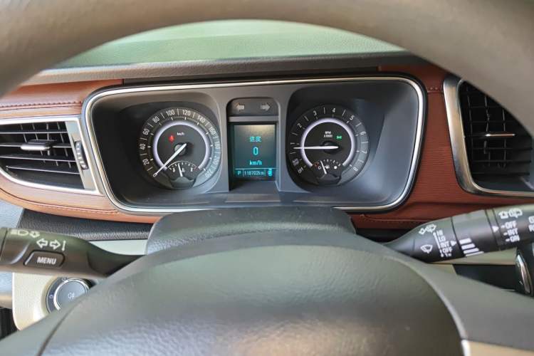 Used Buick GL8 2018 28T Comfort Model China VI Standard Instrument Cluster
