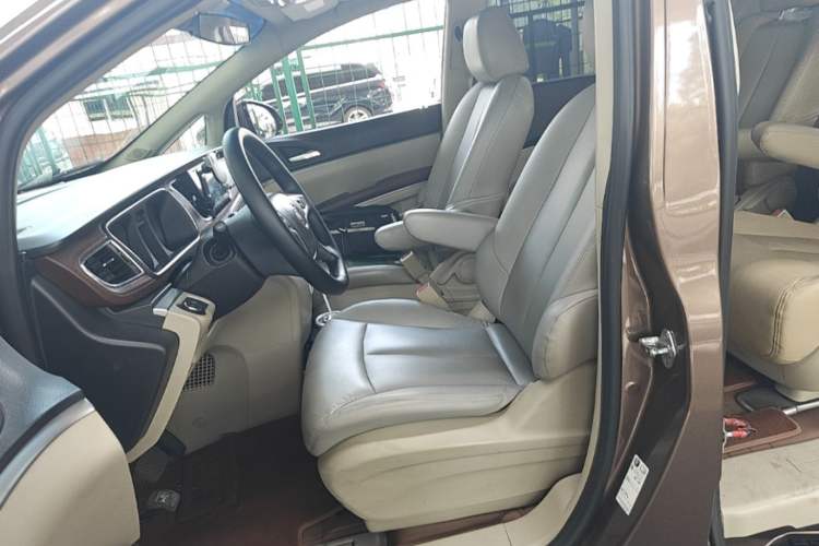Used Buick GL8 2018 28T Comfort Model China VI Standard Left Front Seat
