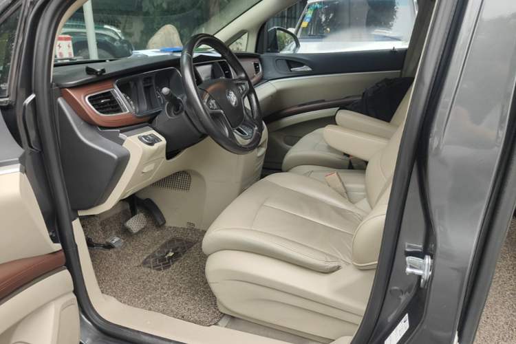 Used Buick GL8 2018 28T Luxury Model China VI Standard Left Front Seat