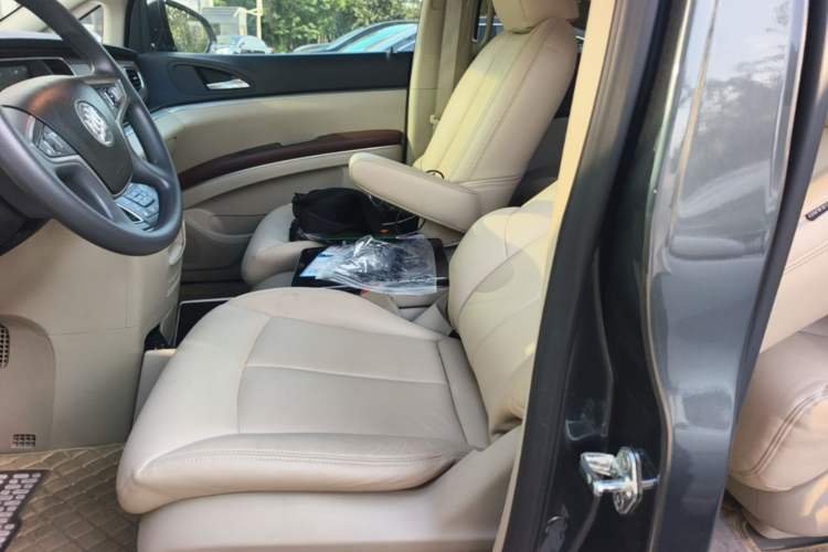 Used Buick GL8 2018 28T Comfort Model China VI Standard Left Front Seat