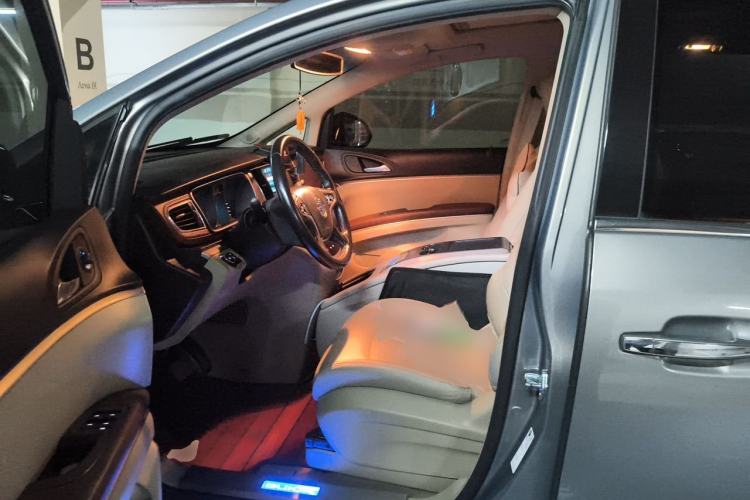 Used Buick GL8 2018 28T Luxury Model China VI Standard Left Front Seat