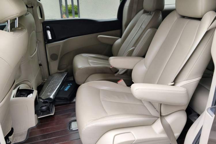 Used Buick GL8 2018 28T Luxury Model China VI Standard Left Rear Seat