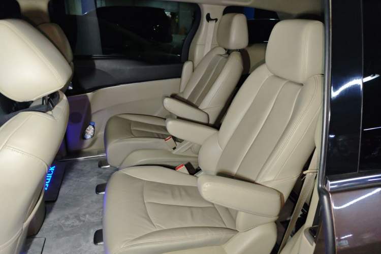 Used Buick GL8 2018 28T Luxury Model China VI Standard Left Rear Seat