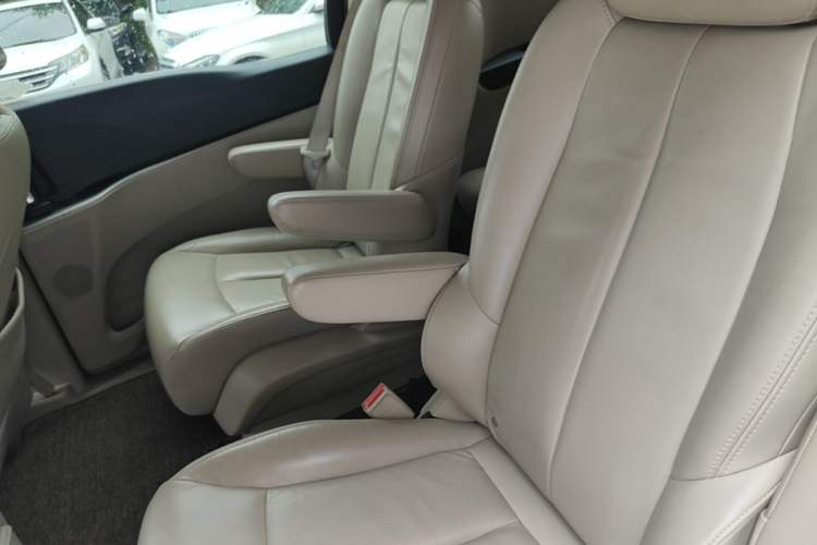 Used Buick GL8 2018 28T Luxury Model China VI Standard Left Rear Seat
