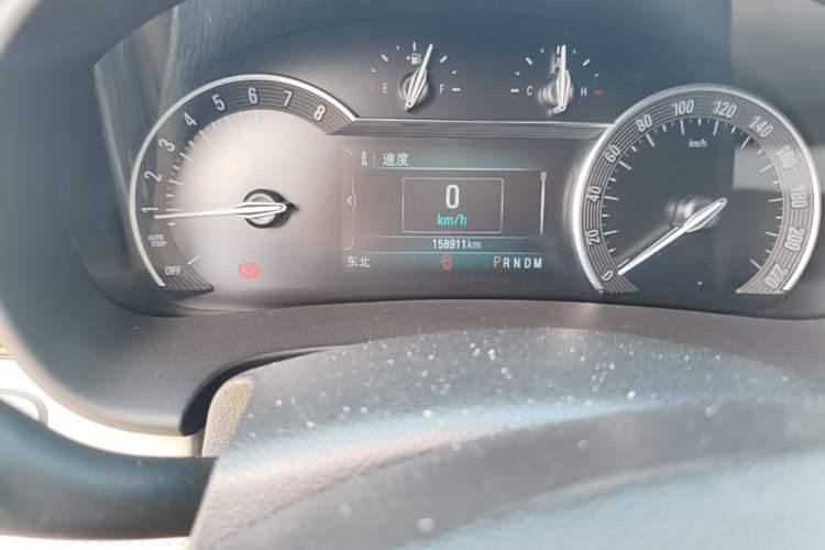 Used Buick GL8 2018 ES 28T Comfort Model China VI Standard Odometer Close Up