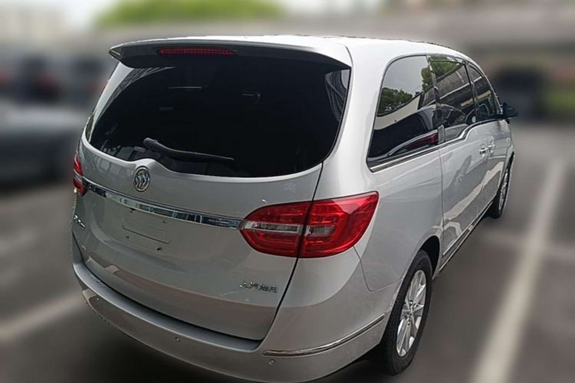 Used Buick GL8 2018 28T Prestige Version China VI Standard Rear Right 45 Deg