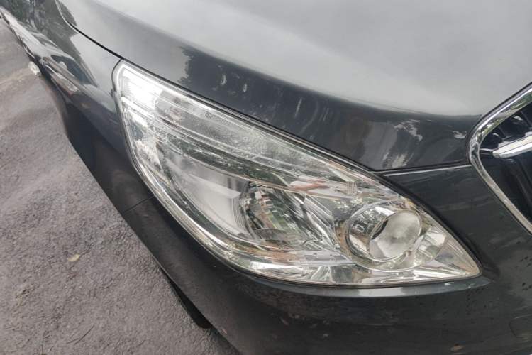 Used Buick GL8 2018 28T Luxury Model China VI Standard Right Front Headlight