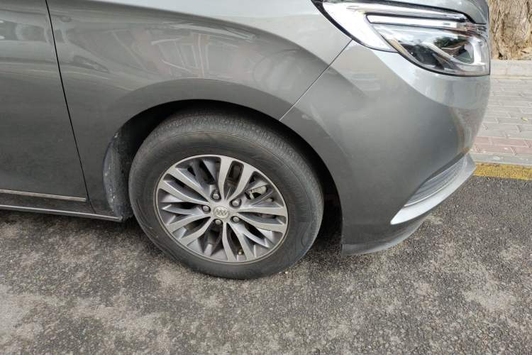 Used Buick GL8 2018 ES 28T Luxury Model China VI Standard Right Front Wheel Hub