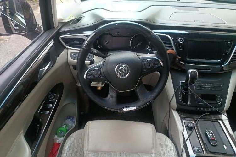 Used Buick GL8 2018 ES 28T Comfort Model China VI Standard Steering Wheel