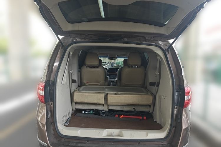 Used Buick GL8 2018 28T Comfort Model China VI Standard Trunk