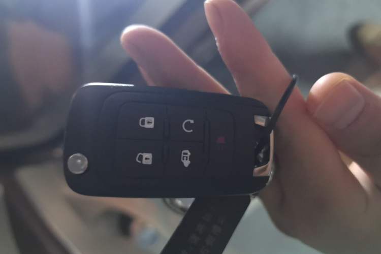 Used Buick GL8 2018 28T Luxury Model China VI Standard Vehicle Key