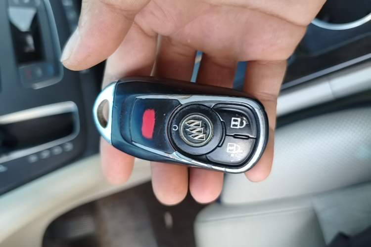 Used Buick GL8 2018 ES 28T Comfort Model China VI Standard Vehicle Key
